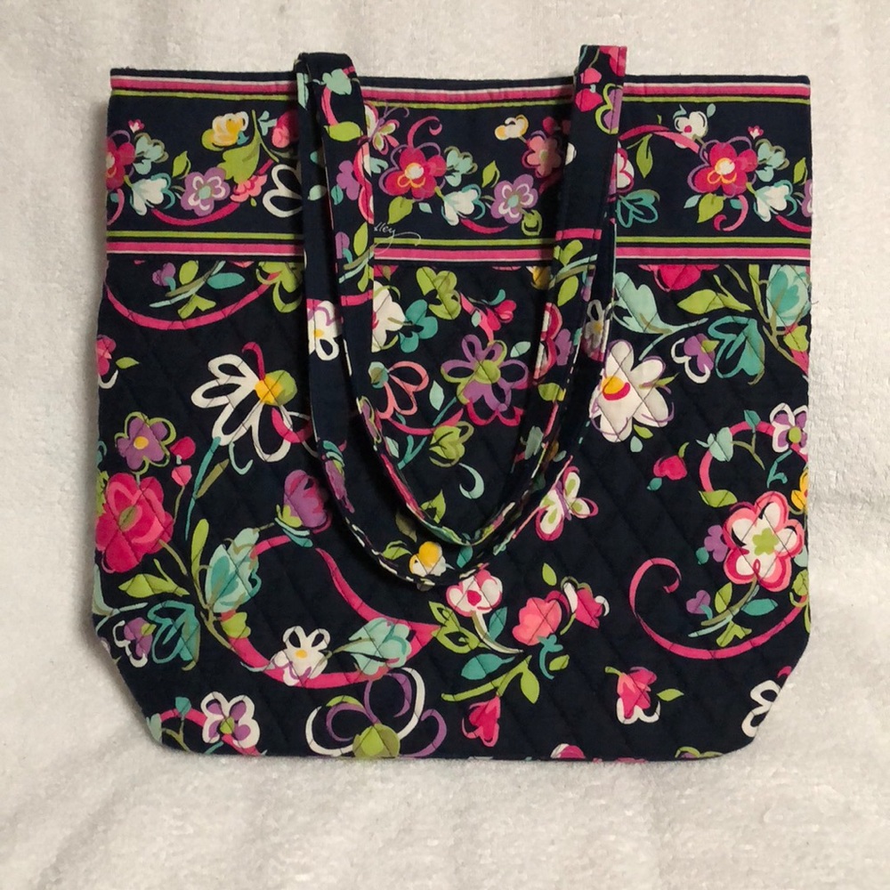 VERA BRADLEY BAG